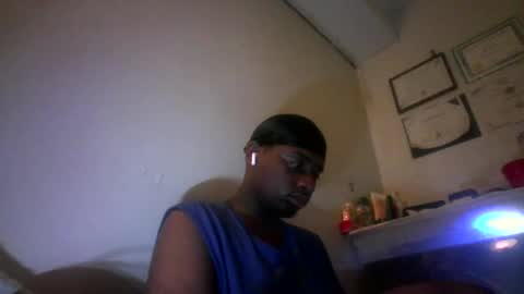 iamryan995442 online show from March 26, 9:42 pm