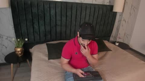 Ian Davis online show from October 28, 12:39 pm