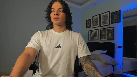 Andres online show from April 19, 11:18 pm