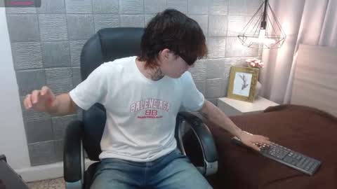 Snapshot of iancute_ chatting on September 24, 3:30 pm ian online show from September 24, 3:30 pm