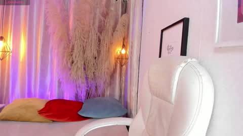 ian  online show from September 24, 2:51 am