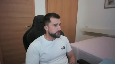 iberian_macho online show from October 23, 3:02 pm