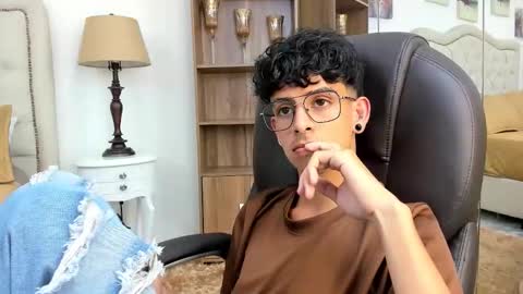 ibratxandy online show from March 5, 8:29 pm