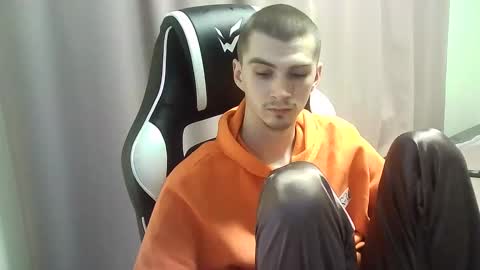 MAX online show from February 11, 4:24 pm