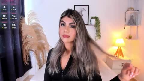 Snapshot of ice_y_abigail chatting on October 15, 12:28 pm ice_y_abigail online show from October 15, 12:28 pm