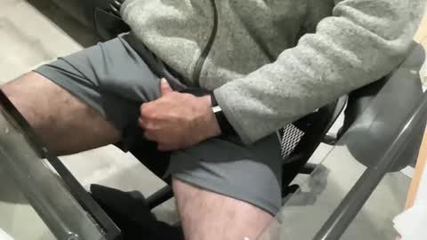 icewoodg online show from April 20, 2:42 pm