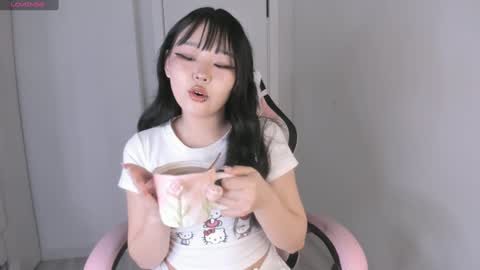 Hitomi   online show from January 31, 12:29 pm