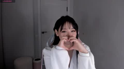 Hitomi   online show from February 19, 6:51 pm