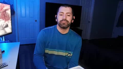 Snapshot of icy_ivy chatting on March 3, 9:55 am Ivan online show from March 3, 9:55 am