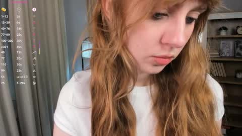 Snapshot of icyhoneybite chatting on October 28, 8:48 am Jane online show from October 28, 8:48 am