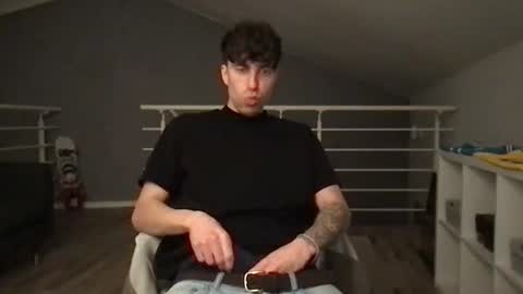 Snapshot of icyninesix chatting on January 8, 3:08 am icyninesix online show from January 8, 3:08 am