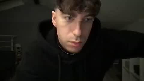 Snapshot of icyninesix chatting on January 9, 4:52 am icyninesix online show from January 9, 4:52 am