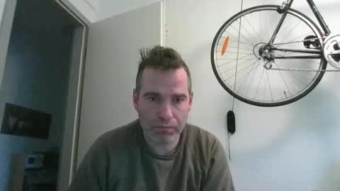 idontknowwhy1 online show from January 15, 8:30 am