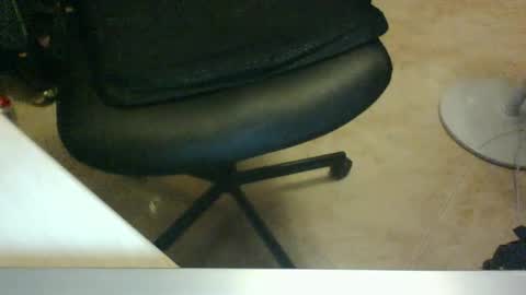 Snapshot of idrhain chatting on October 1, 1:21 pm idrhain online show from October 1, 1:21 pm