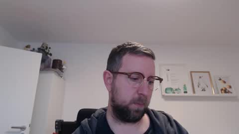 ner d online show from December 10, 8:40 am