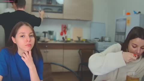 Julia and Mira online show from March 6, 5:54 pm