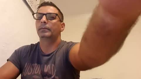 ihtiandar1008 online show from October 12, 5:00 am