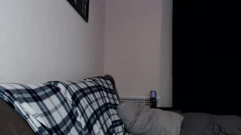 iiiiiiis online show from October 7, 12:28 am