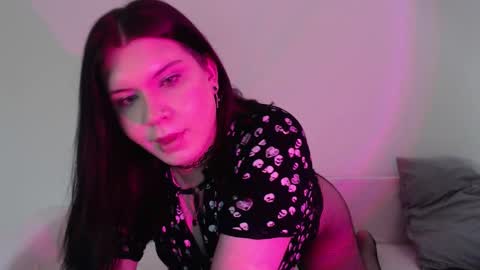 Vella online show from October 5, 9:29 am