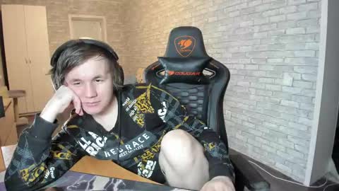 iliaskris online show from March 11, 12:22 am