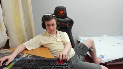 iliaskris online show from January 12, 2:07 am