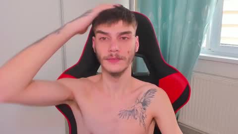 Snapshot of illusions888 chatting on March 11, 7:57 am D-Illusion online show from March 11, 7:57 am