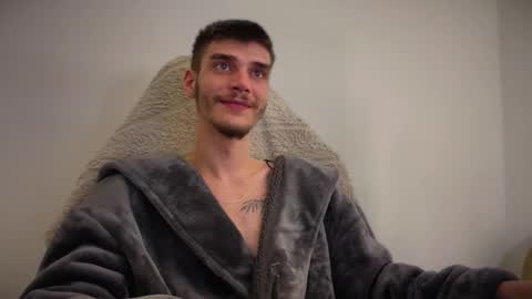 D-Illusion online show from December 14, 8:04 pm