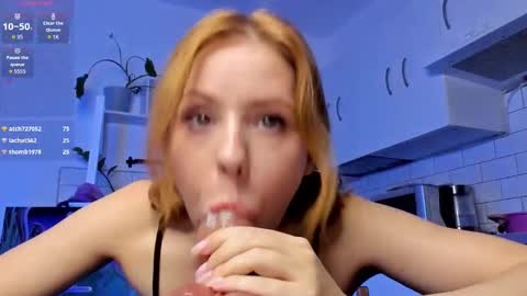 Snapshot of ilona_curly chatting on October 16, 7:08 am ilona curly online show from October 16, 7:08 am
