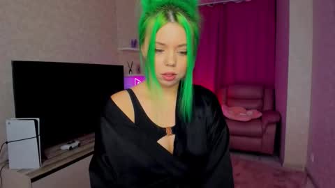 Roxy online show from February 21, 7:50 pm