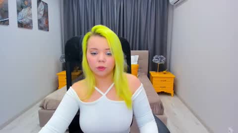 Roxy online show from February 23, 5:39 pm