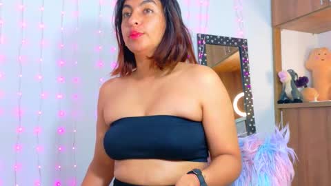 im_anna_ online show from January 9, 8:47 pm