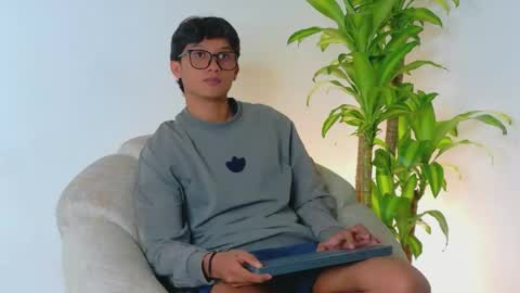 Erick online show from May 12, 2:53 am