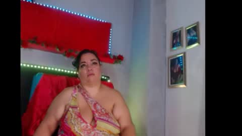 Snapshot of im_helenn_ chatting on January 13, 7:42 pm Hellen online show from January 13, 7:42 pm