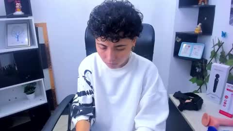 mathias online show from November 19, 3:06 am