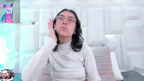 Moly  online show from November 23, 9:13 pm