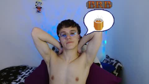 Oliver P online show from March 12, 2:41 am