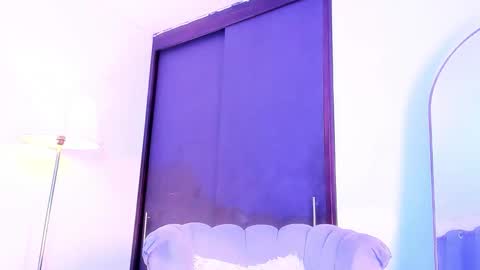 Perseo - Help me with 50 thumbs up online show from December 15, 9:22 pm