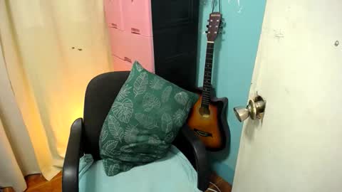 Snapshot of im_your_sexy_wifexxx chatting on March 7, 6:46 am Ms. M online show from March 7, 6:46 am
