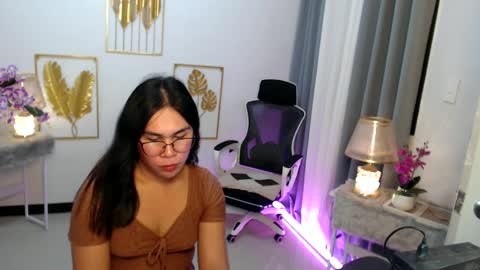 Snapshot of imdestined_foryou chatting on December 23, 2:39 pm Ashley online show from December 23, 2:39 pm