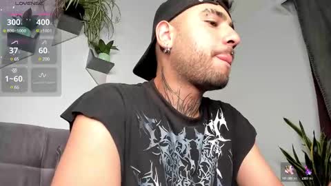 Snapshot of imferrerr chatting on February 21, 6:29 am Felipe Ferrer online show from February 21, 6:29 am