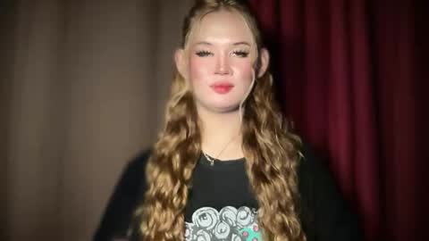 Mika online show from February 8, 3:15 pm