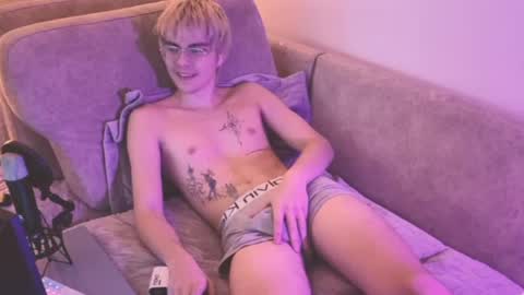 LEO online show from April 28, 6:56 pm