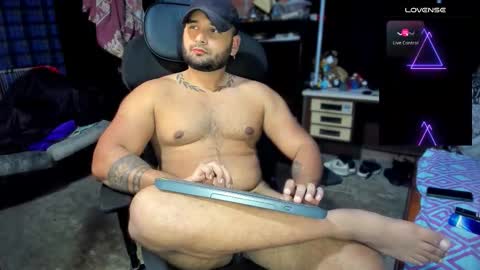 Snapshot of imperion_king chatting on October 20, 7:24 am Imperion King online show from October 20, 7:24 am