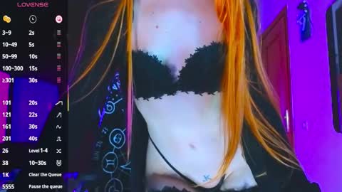 Lora online show from November 14, 2:30 pm