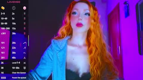 Snapshot of impetocandore chatting on October 20, 3:17 pm Lora online show from October 20, 3:17 pm