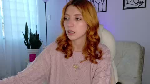 Snapshot of imsiennabellucci chatting on September 16, 9:29 pm Sienna online show from September 16, 9:29 pm