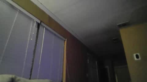 imstilljustyourmomsbf online show from January 11, 10:10 am