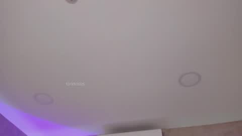Snapshot of imvictoria_ chatting on October 10, 2:12 pm imvictoria_ online show from October 10, 2:12 pm