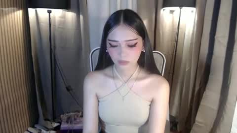 Aki online show from November 26, 3:15 am