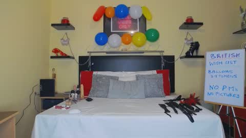 inannalove online show from February 27, 12:34 pm